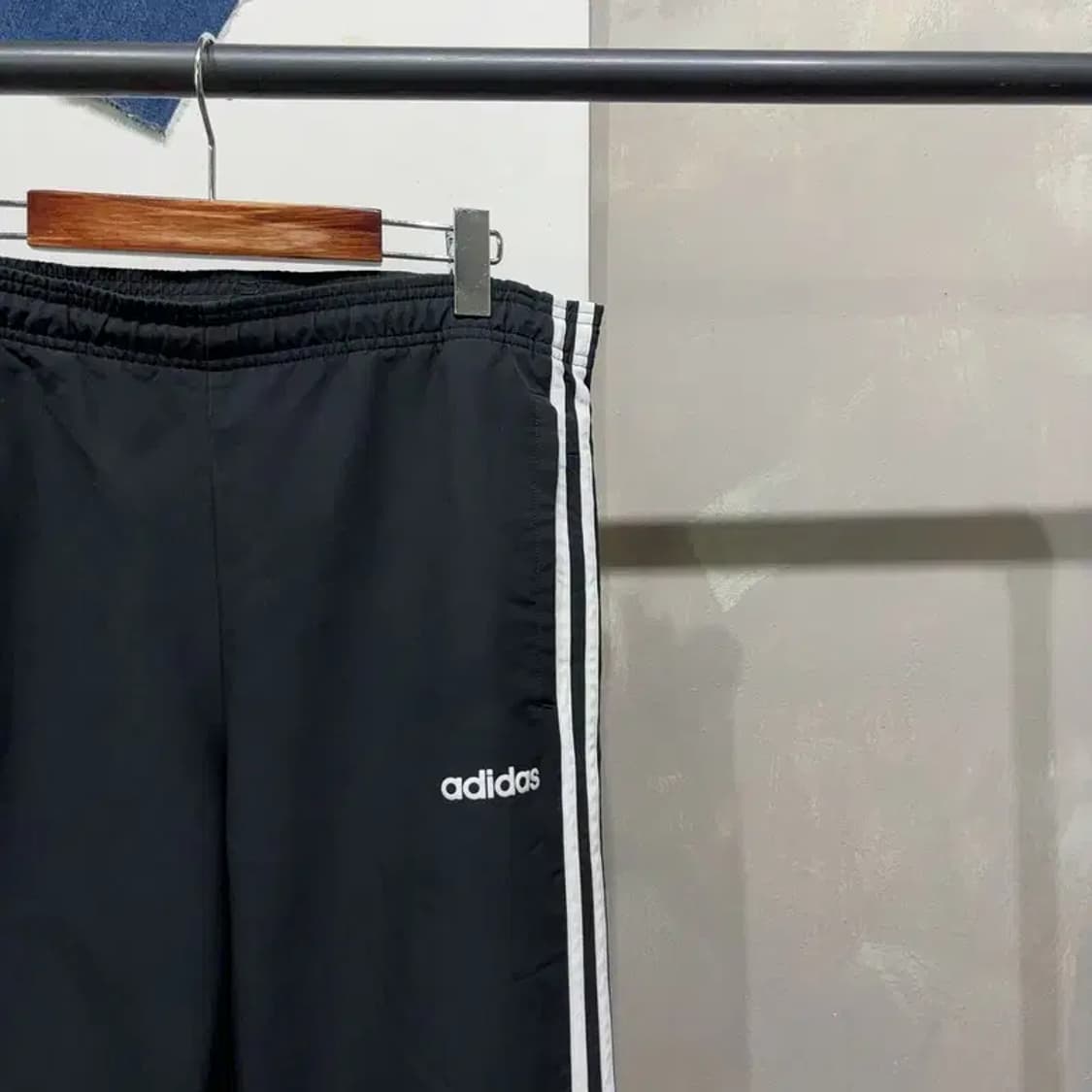 (30~32인치) 아디다스 스포츠 밴딩 조거팬츠 운동바지 상품이미지3