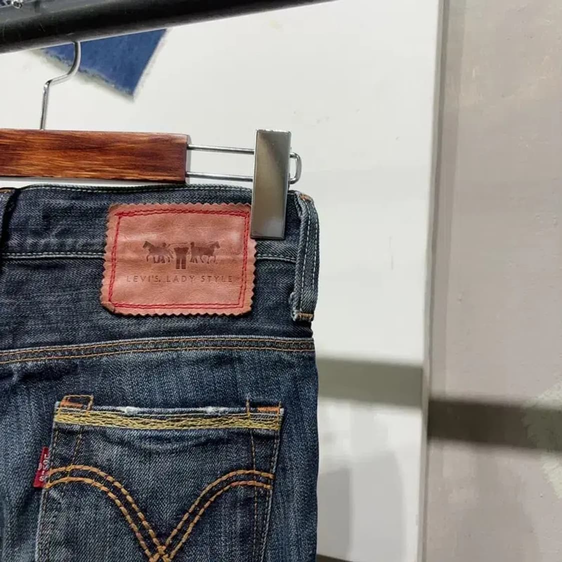 (27인치) 리바이스 여성 빈티지 청바지 데님팬츠 상품이미지5