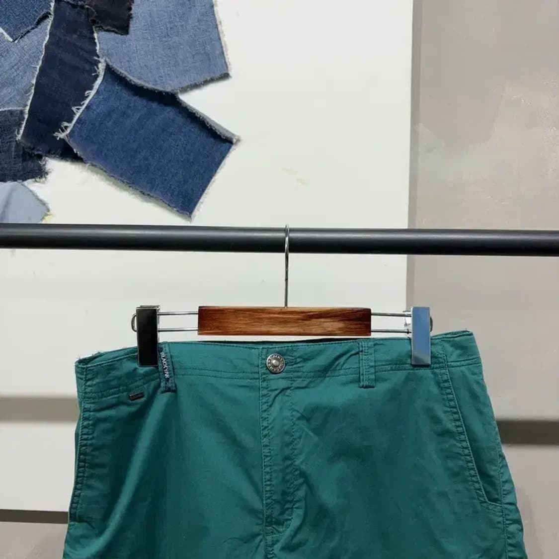(33인치) 블랙야크 등산 아웃도어 면반바지 상품이미지2
