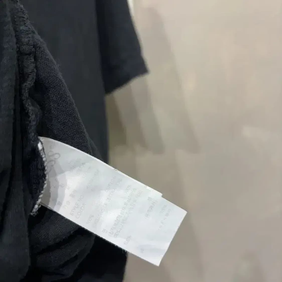 (95) 게스 캐주얼 유니섹스 자수 무지 반팔 티 상품이미지5