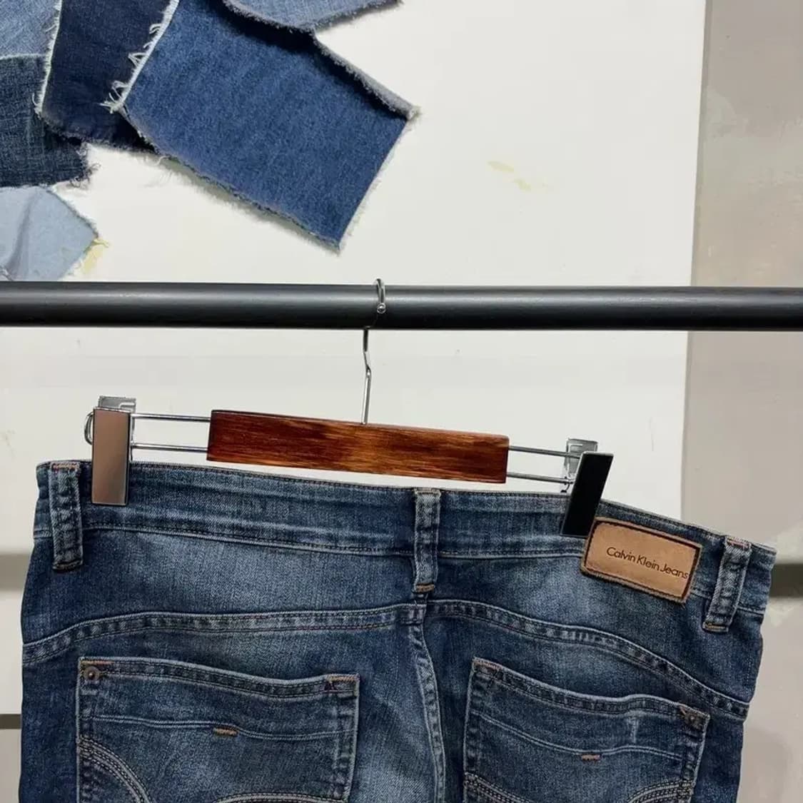 (32인치) 캘빈클라인 CK 워싱 캐주얼 데님팬츠 청바지 상품이미지4