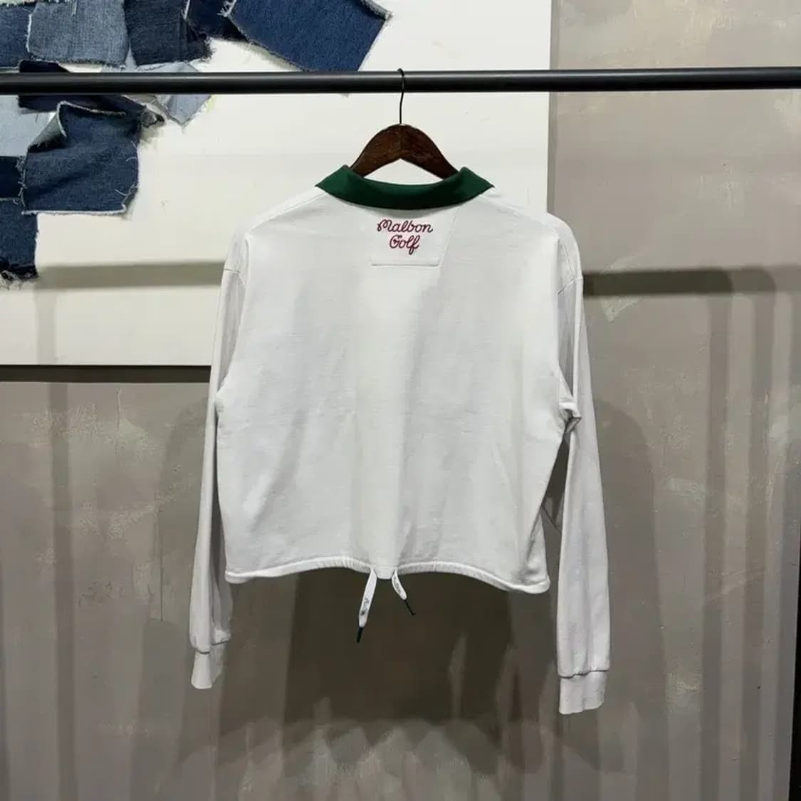 (95) 말본 골프 여성 크롭 카라 크롭 맨투맨 긴팔 티 상품이미지4