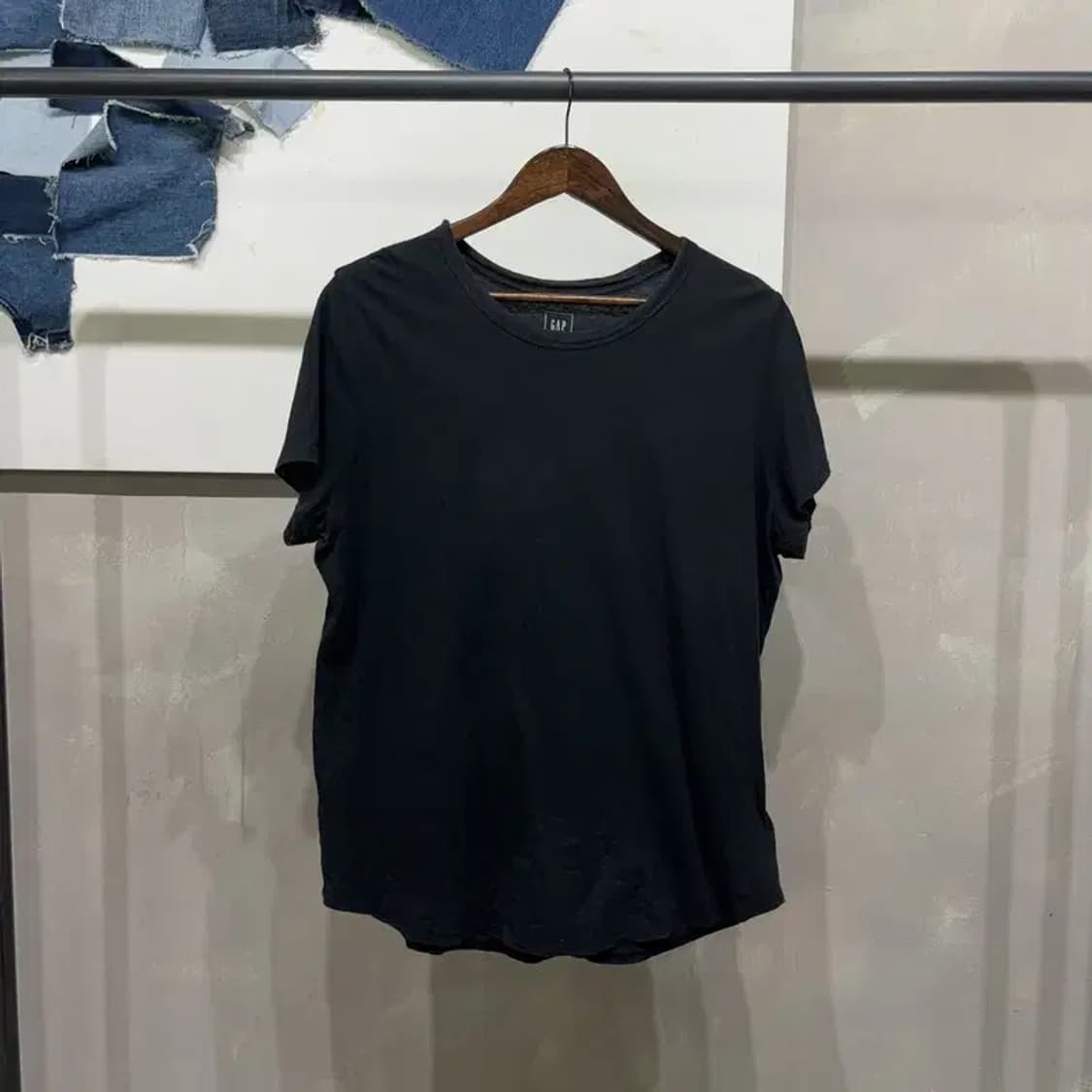 (95) 갭 GAP 여성 캐주얼 블랙 무지 반팔 티 상품이미지1