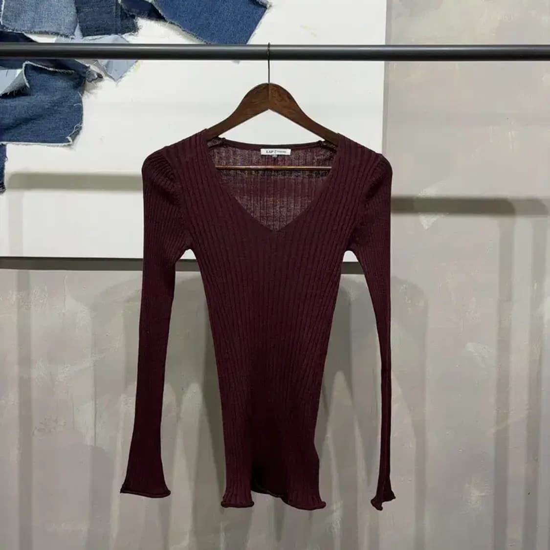 (85) 랩 LAP 여성 캐주얼 브이넥 골지 니트 상품이미지1