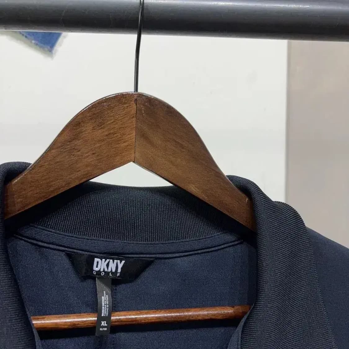 (105) DKNY 캐주얼 소매라인 자수 집업 자켓 상품이미지2