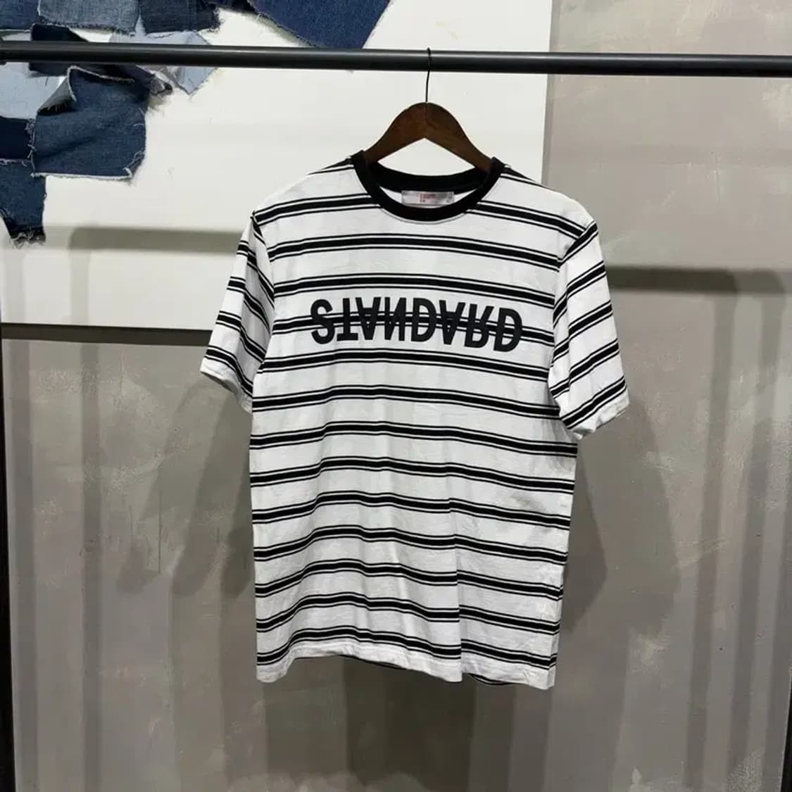 (100) 에잇세컨즈 캐주얼 스트릿 스트라이프 반팔 티 상품이미지1