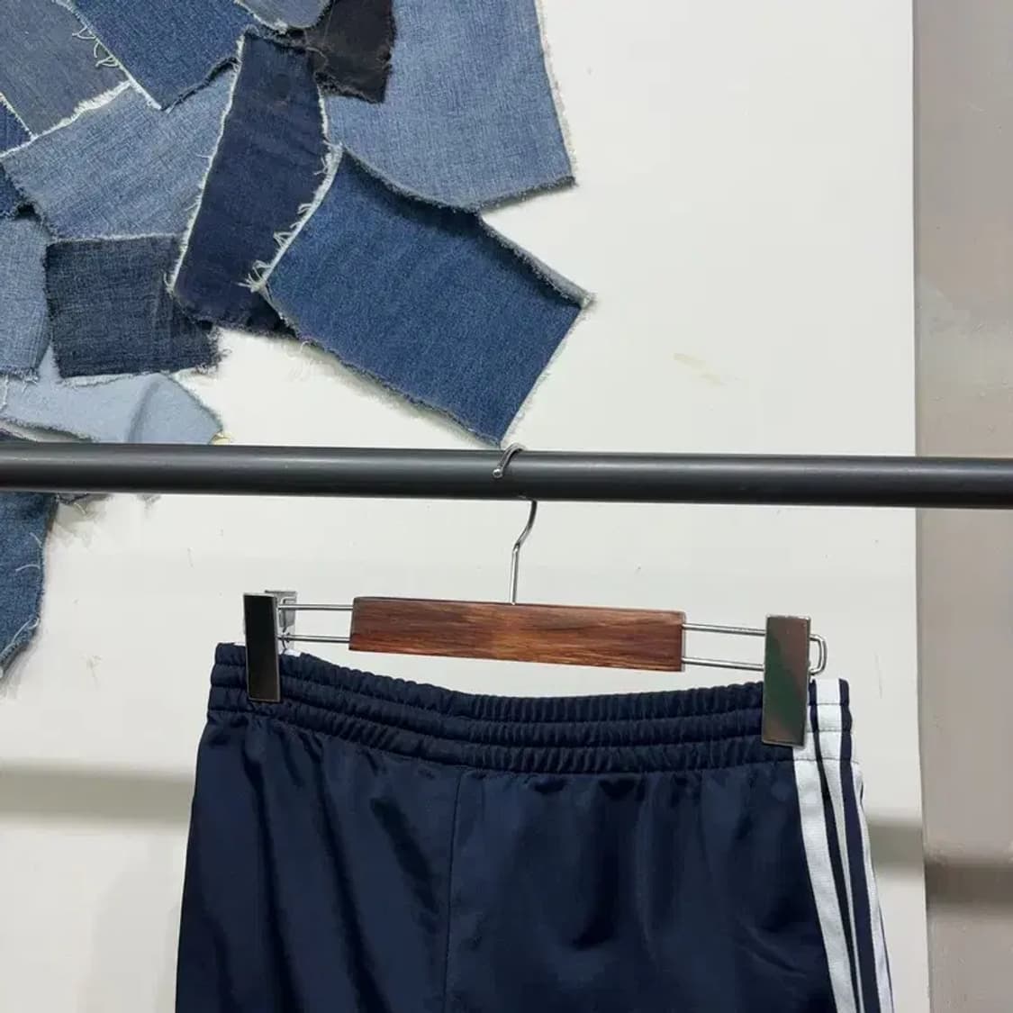 (27~29인치) 아디다스 여성 유로파 네이비 트레이닝팬츠 바지 상품이미지5