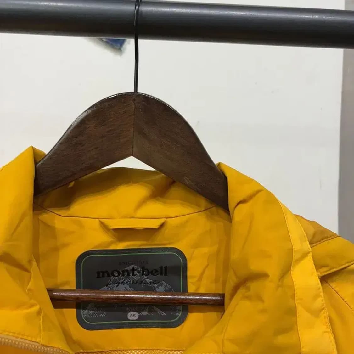 (85) 몽벨 여성 등산 아웃도어 바람막이 자켓 상품이미지2