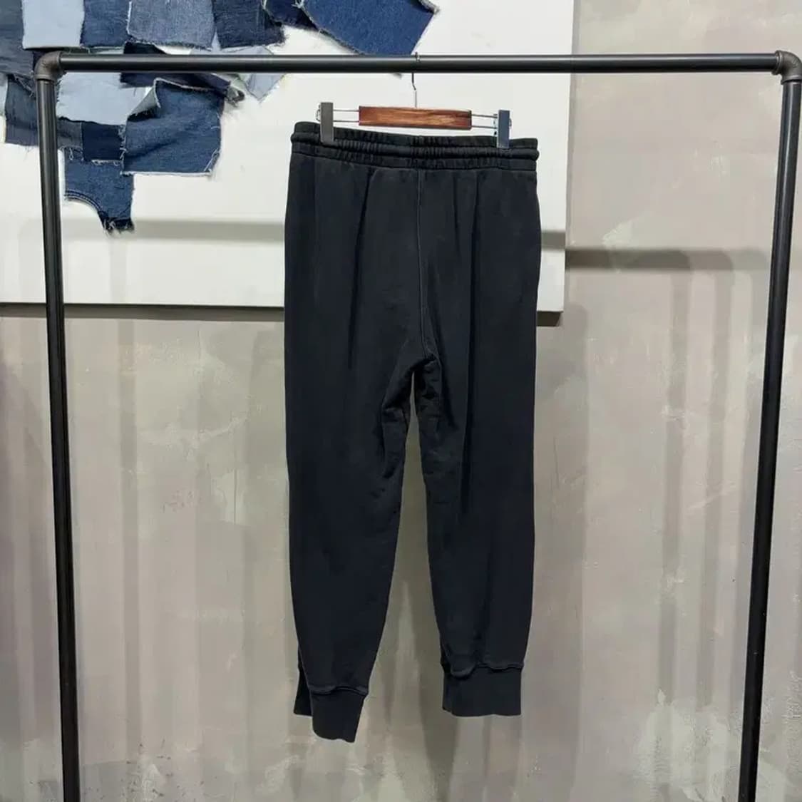 (32~34인치) 아디다스 캐주얼 밴딩 자수 조거팬츠 운동바지 상품이미지4