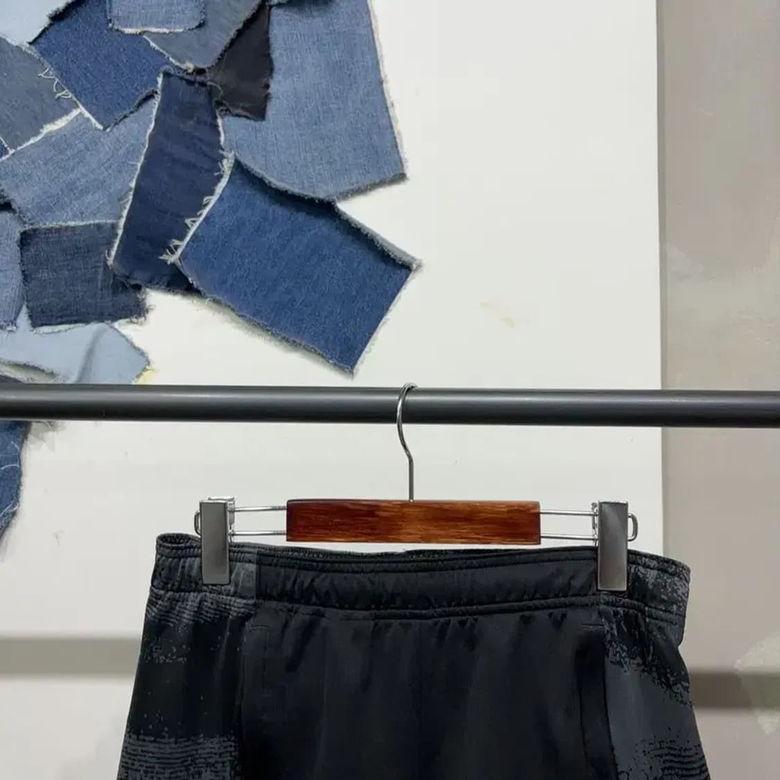(26~28인치) 아디다스 여성 스포츠 밴딩 반바지 숏팬츠 상품이미지2