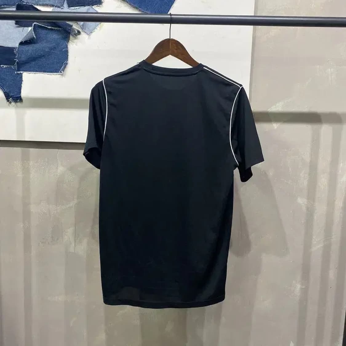 (100) 나이키 스포츠 운동 드라이핏 기능성 반팔 티 상품이미지4
