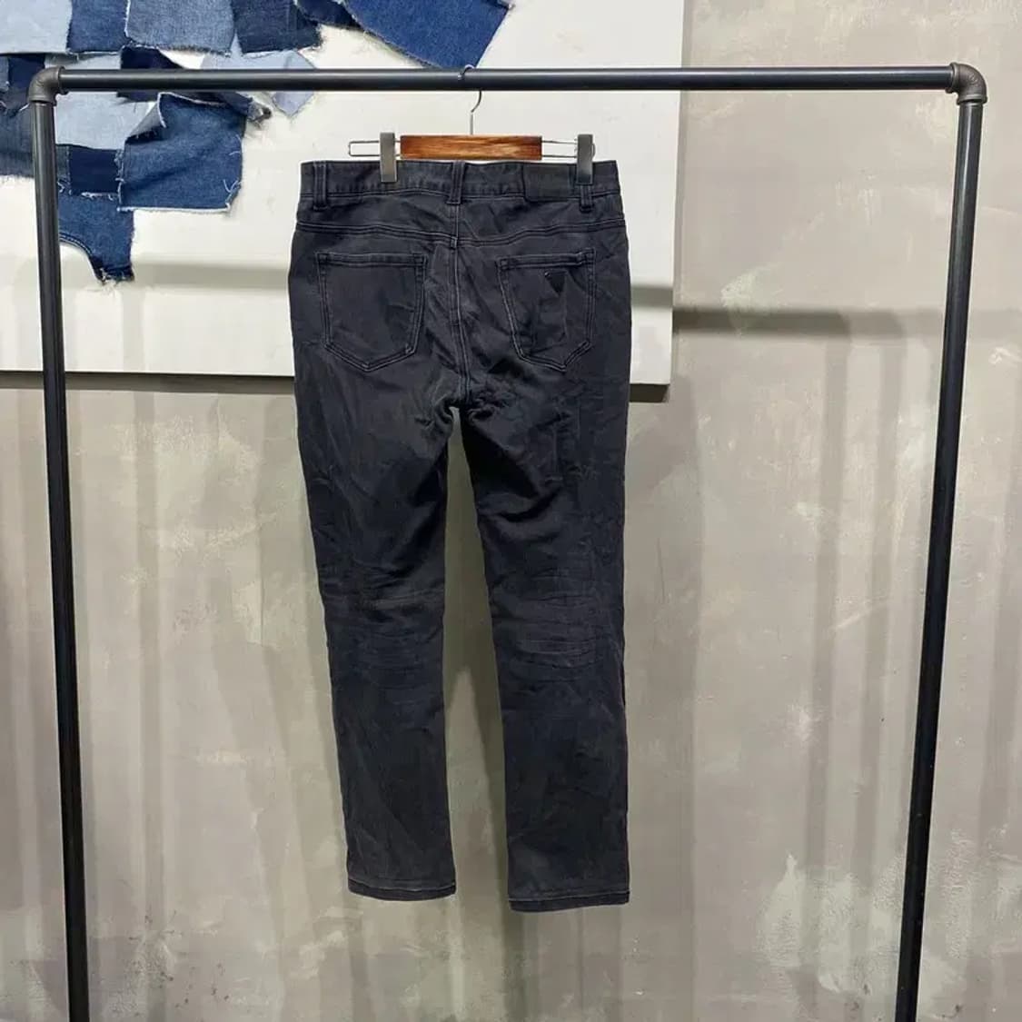 (31인치) 게스 빈티지 스판 흑청바지 블랙진 상품이미지3