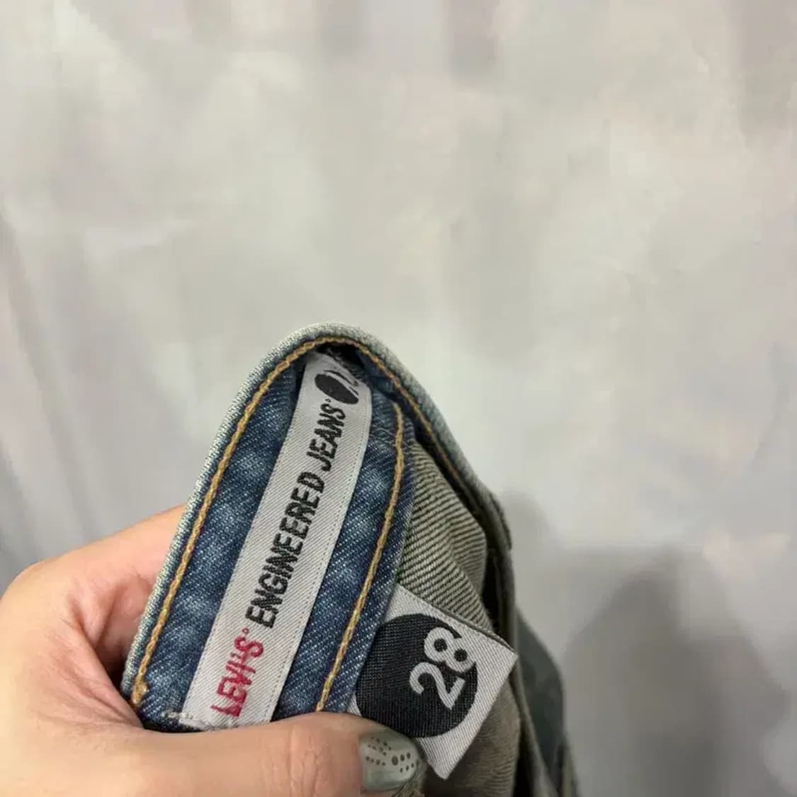 (28인치) 리바이스 빈티지 엔지니어드진 7부 청반바지 상품이미지5