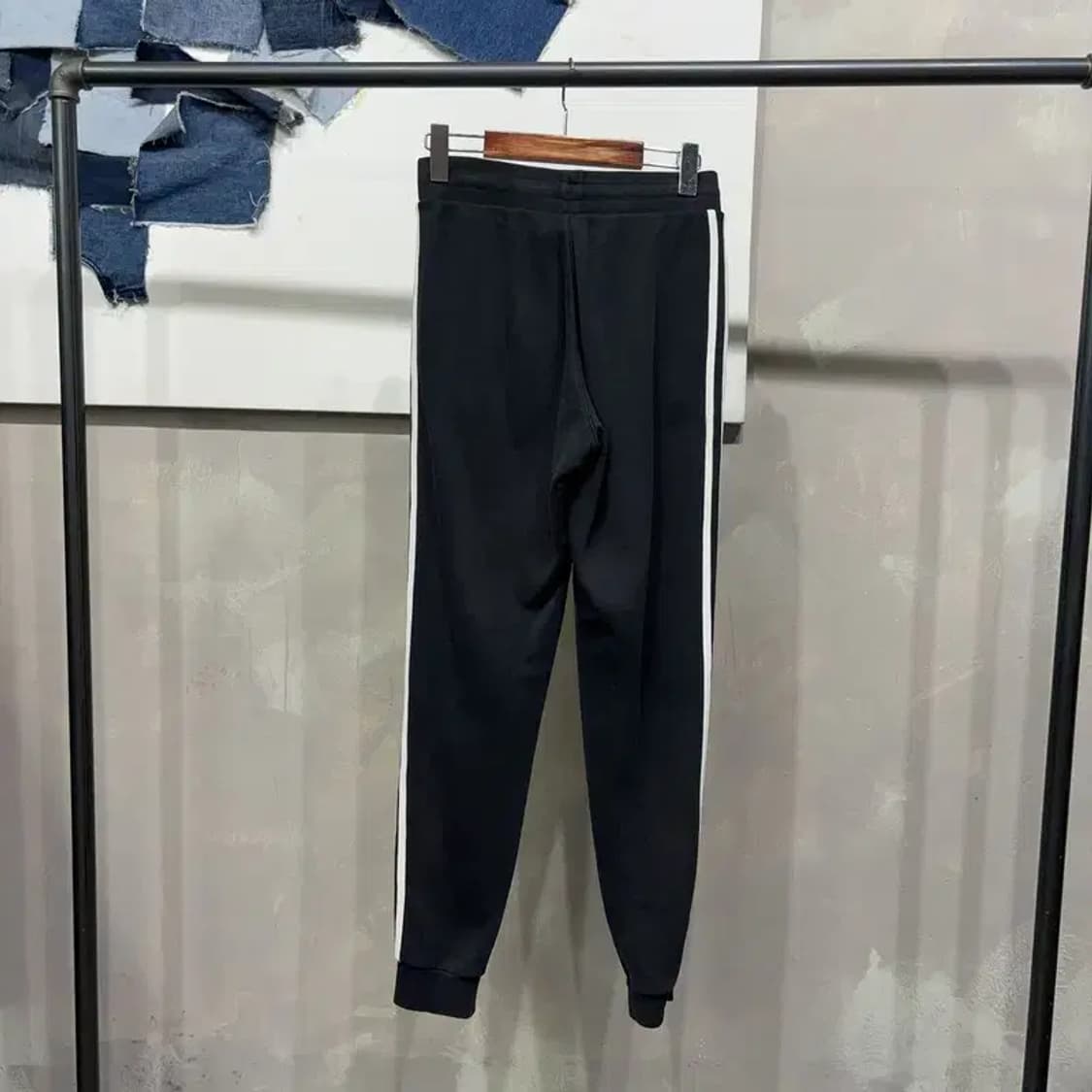 (24~26인치) 아디다스 여성 밴딩 검흰 조거팬츠 운동바지 상품이미지2