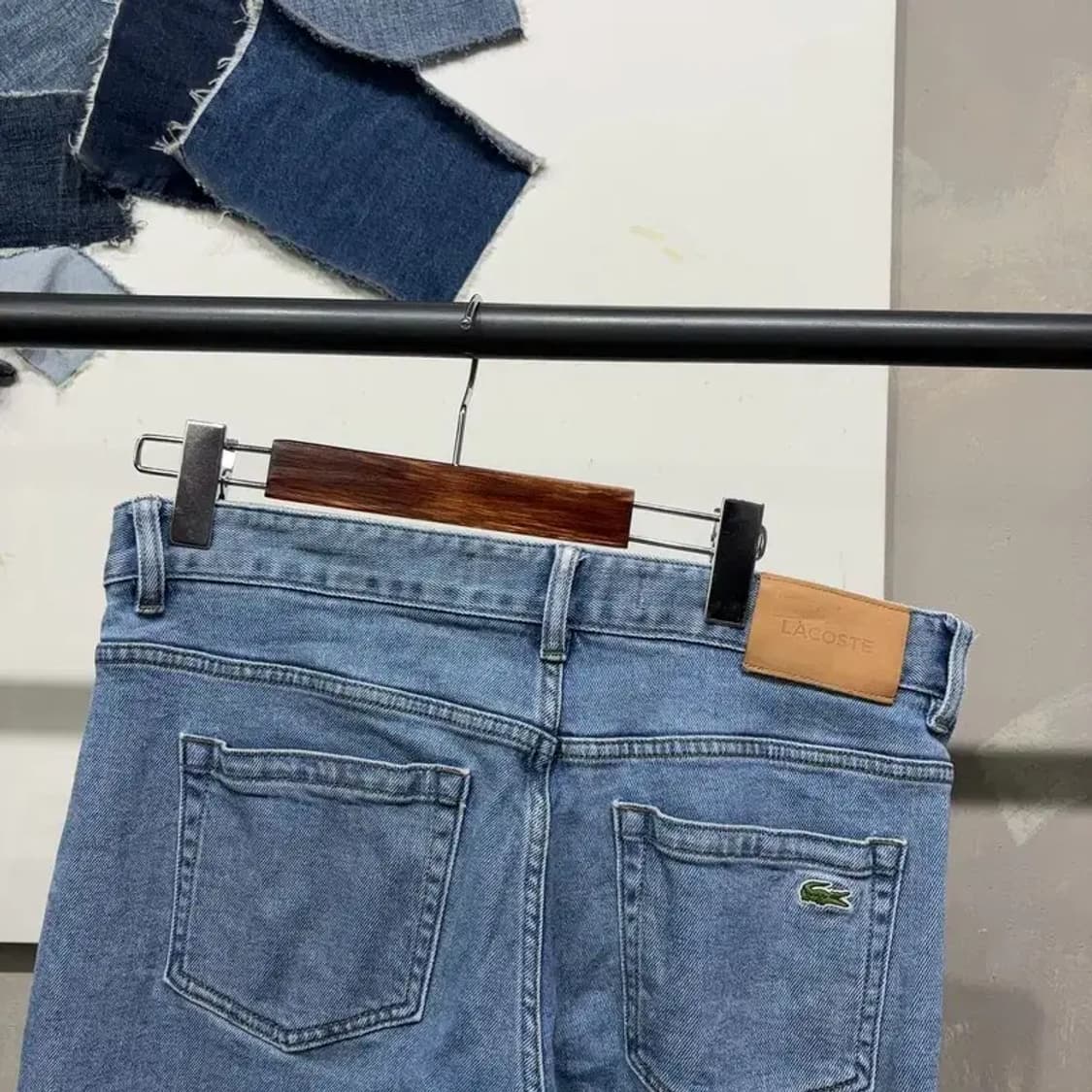 (32인치) 라코스테 캐주얼 스판 슬림핏 연청바지 데님팬츠 상품이미지4