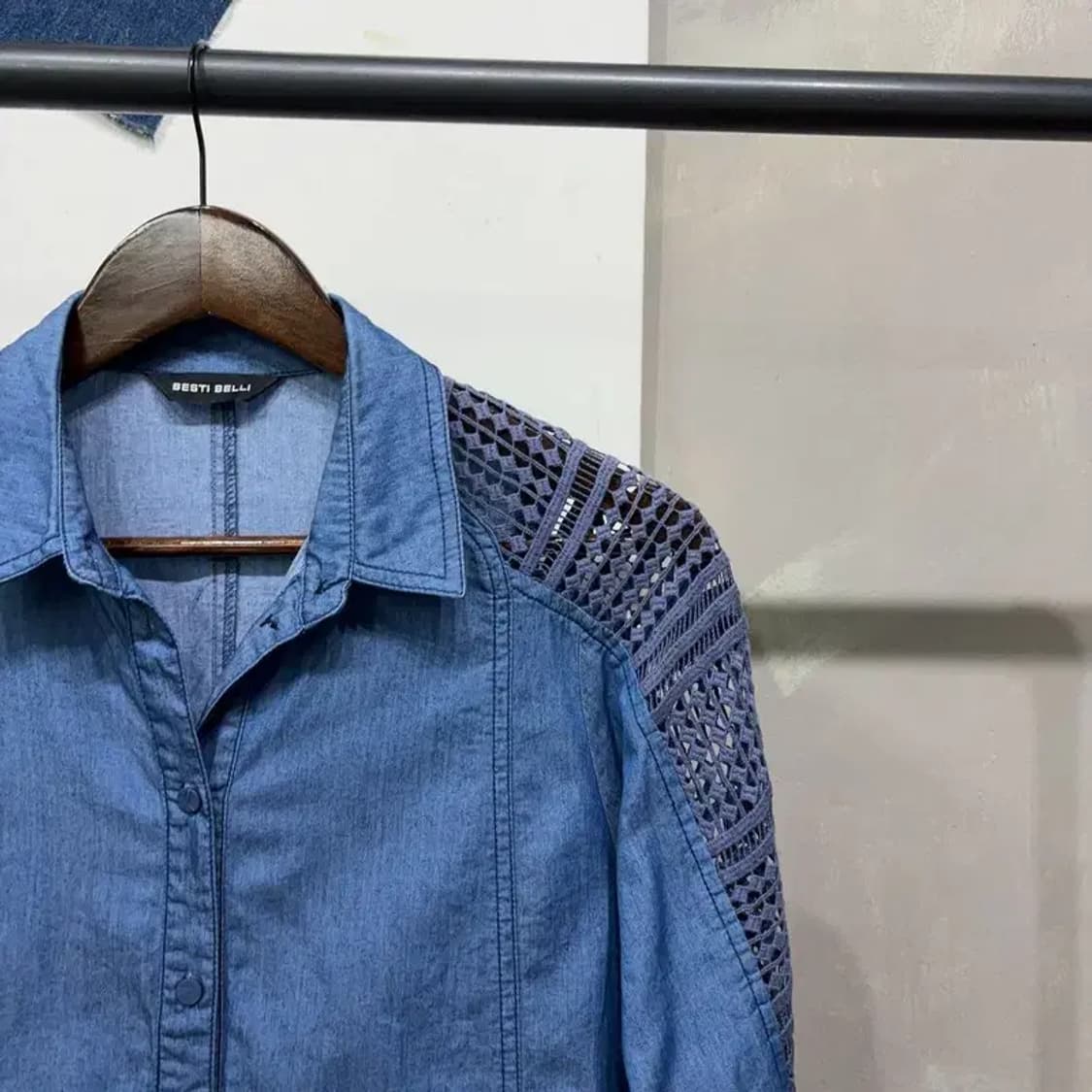 (85) 베스띠벨리 여성 캐주얼 데님 7부 셔츠 블라우스 상품이미지3