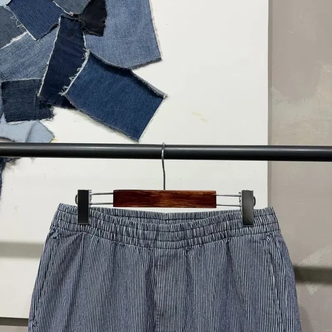 (30~32인치) 유니클로 캐주얼 스트라이프 밴딩 9부바지 팬츠 상품이미지2