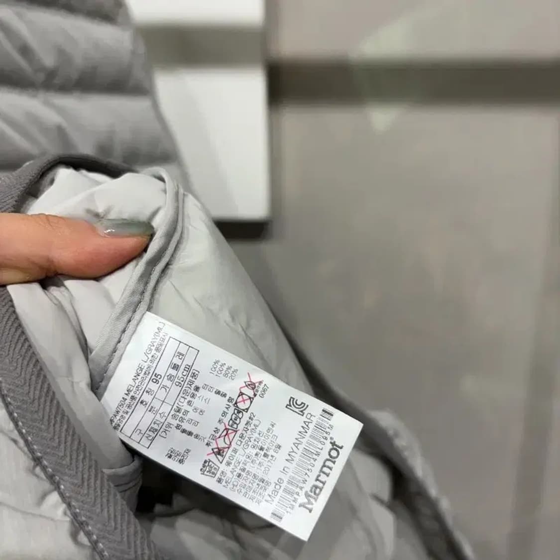 (95) 마모트 여성 등산 거위털 구스다운 아웃도어 걍량패딩 상품이미지6