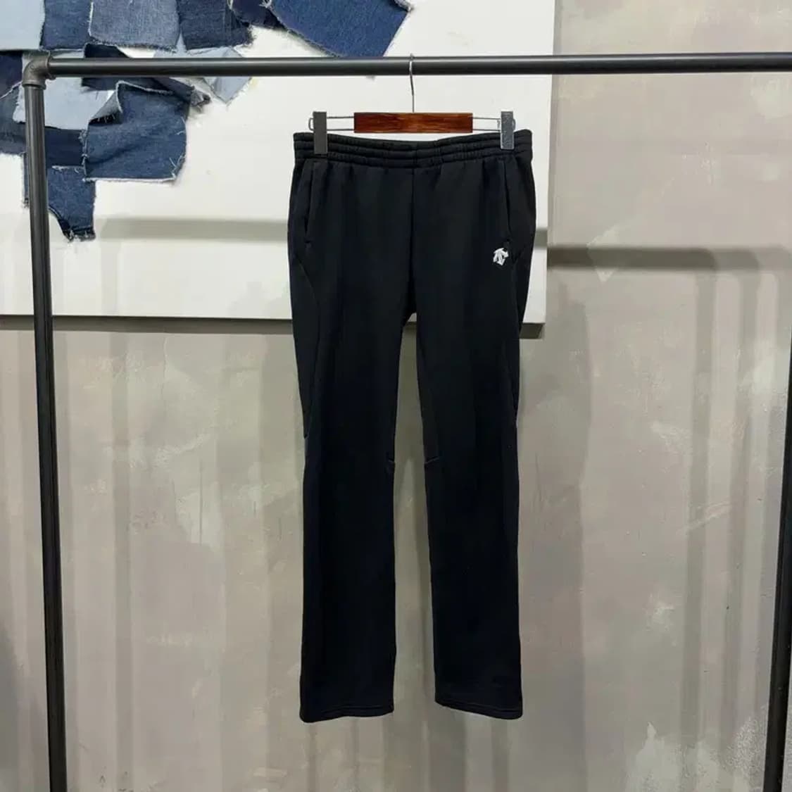 (25~27인치) 데상트 여성 밴딩 기모 트레이닝팬츠 운동바지 상품이미지1