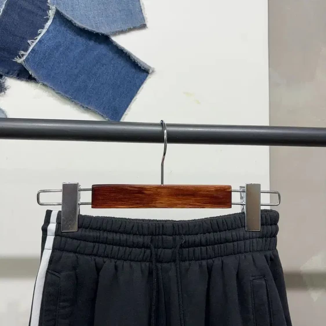 (24~25인치) 아디다스 여성 스포츠 밴딩 조거팬츠 운동바지 상품이미지2