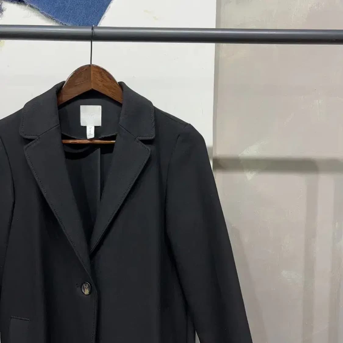 (80) H.M 흐앤므 여성 캐주얼 원버튼 롱코트 상품이미지3