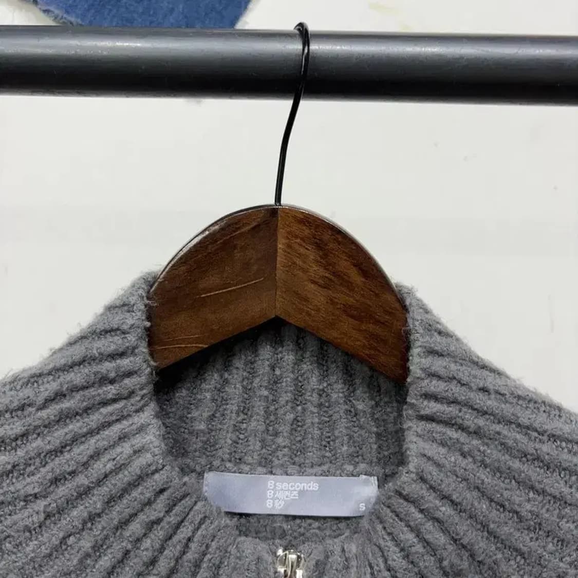 (85) 에잇세컨즈 여성 캐주얼 크롭 니트집업 자켓 상품이미지2