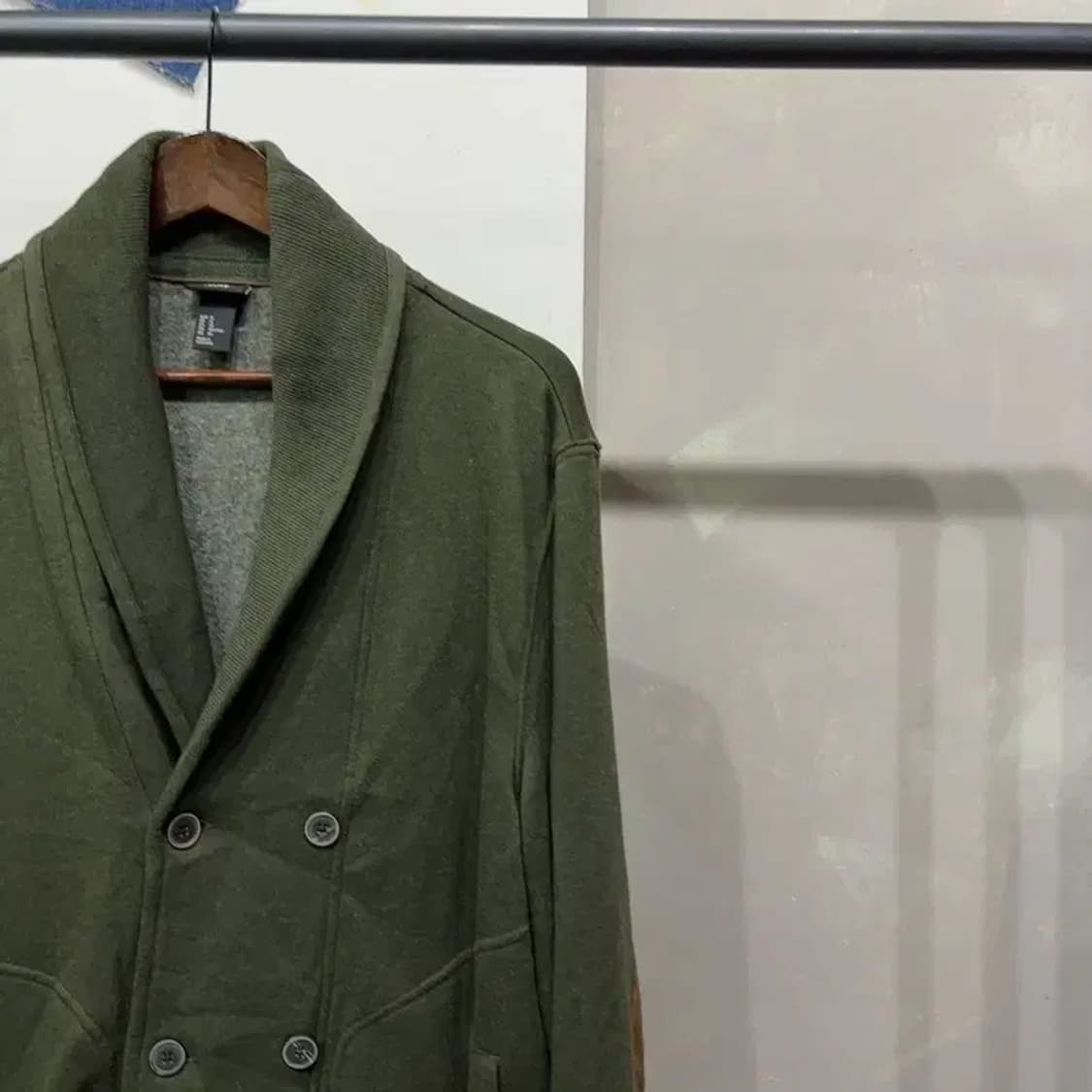 (105) H.M 흐앤므 엘보패치 투포켓 기모 더블버튼 가디건 상품이미지3