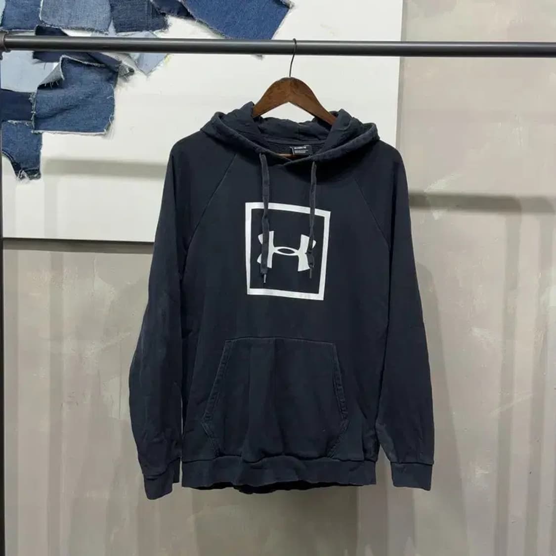(95) 언더아머 운동 기모 프린팅 후드티 상품이미지1