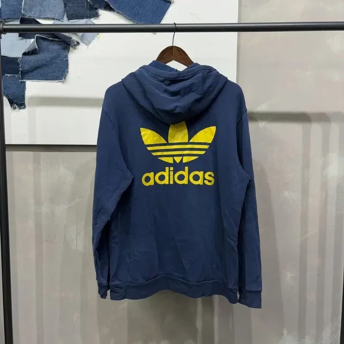 (105) 아디다스 올드스쿨 불꽃로고 프린팅 기모 후드티 상품이미지4