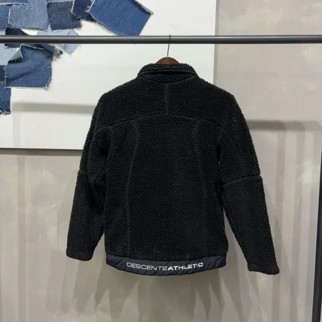 (85) 데상트 여성 양털 뽀글이 쉐르파 후리스 자켓 상품이미지4