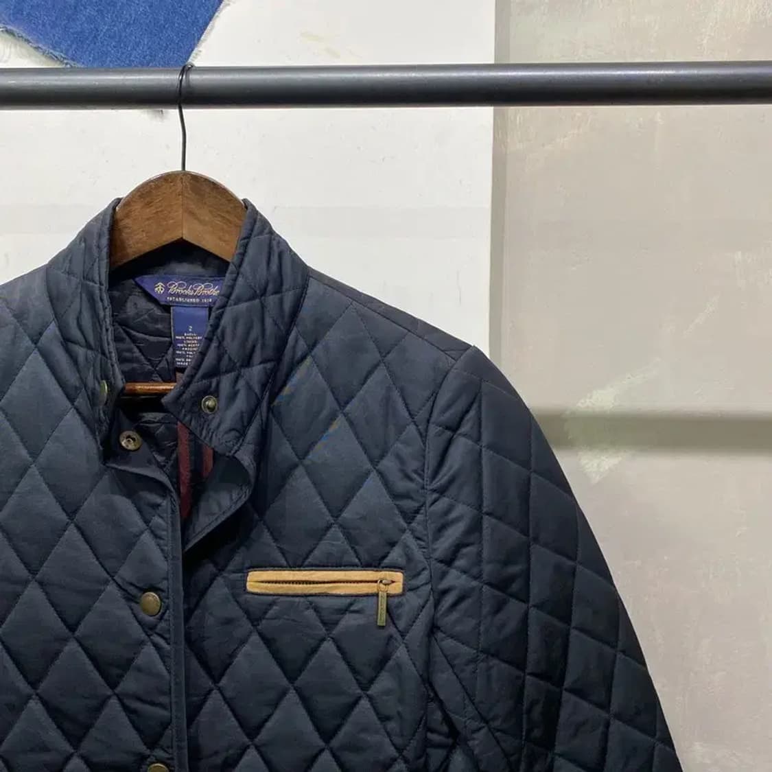 (95) 브룩스브라더스 여성 클래식 포켓 퀼팅 경량패딩 자켓 상품이미지3