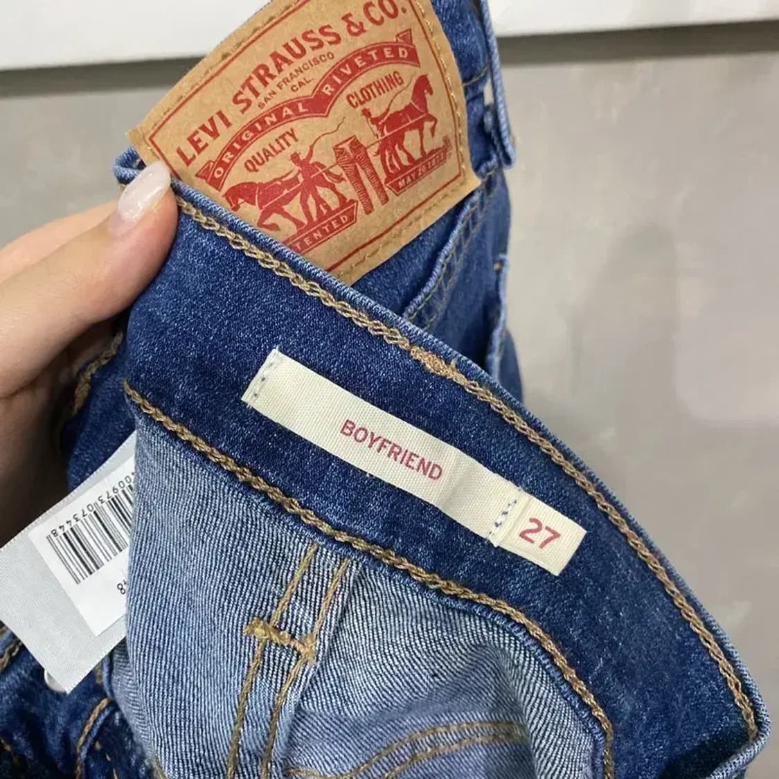 (27인치) 리바이스 여성 보이프랜드핏 스판 청바지 데님팬츠 상품이미지5