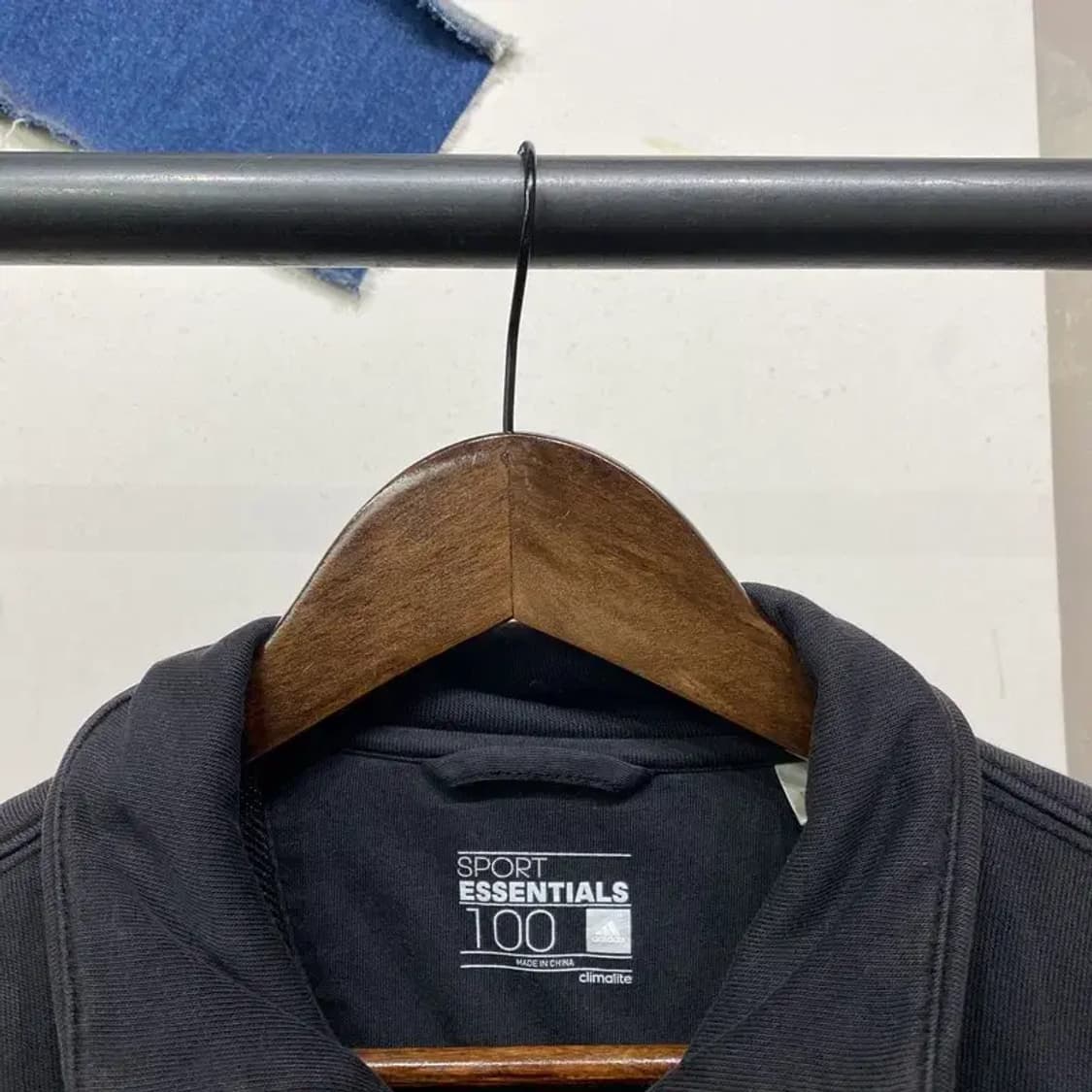 (100) 아디다스 스트릿 스포츠 빅로고 프린팅 집업 자켓 상품이미지2