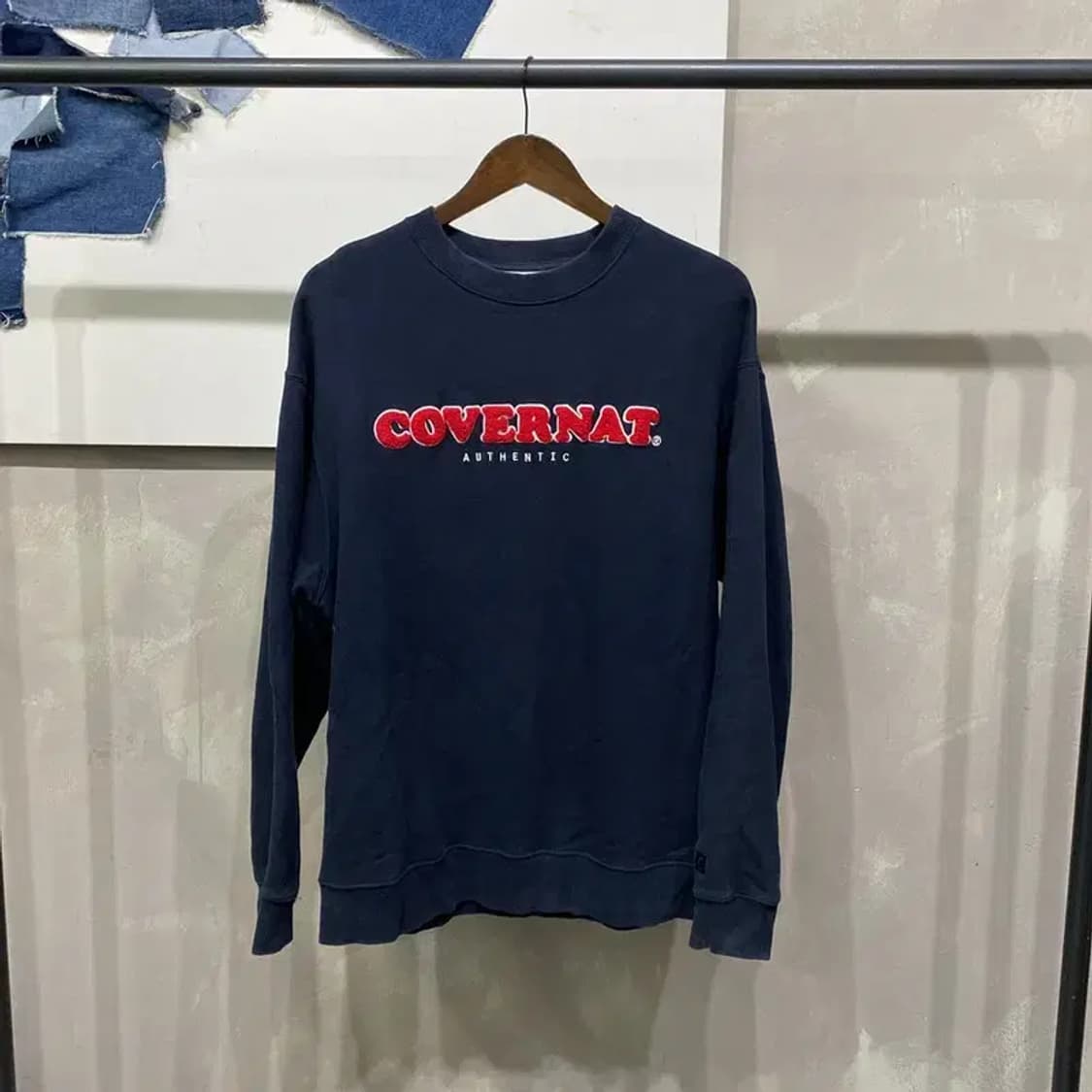 (105) 커버낫 스트릿 자수 기모 네이비 맨투맨 긴팔 티 상품이미지1