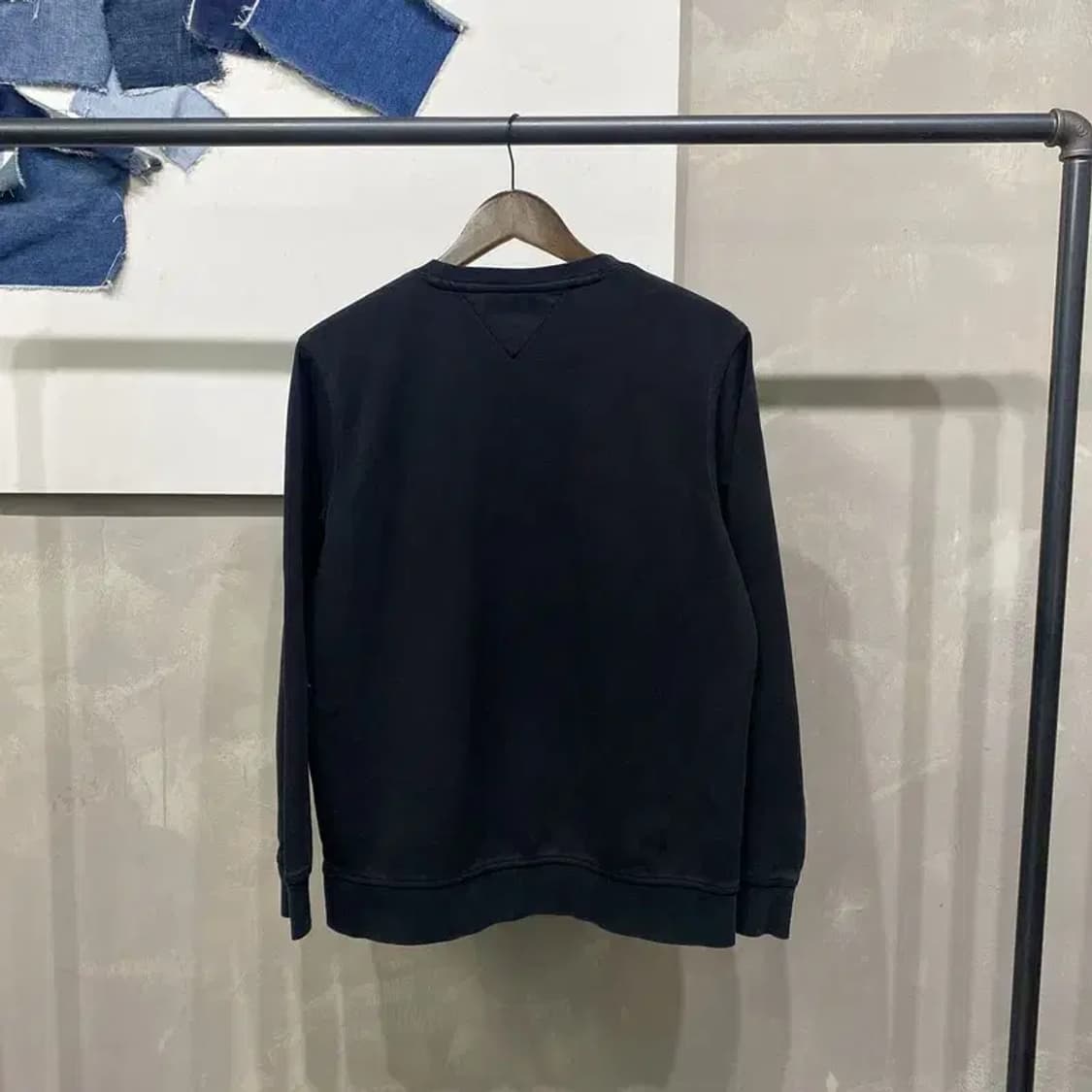 (100) 타미힐피거 캐주얼 클래식 자수 맨투맨 긴팔 티 상품이미지4