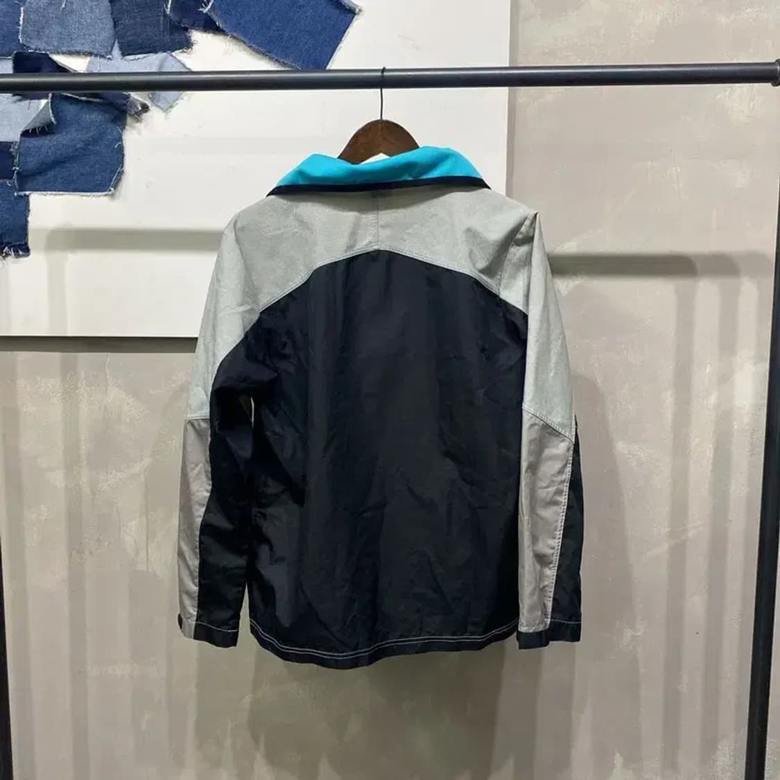 (100) 엄브로 스포츠 캐주얼 프린팅 바람막이 자켓 상품이미지4