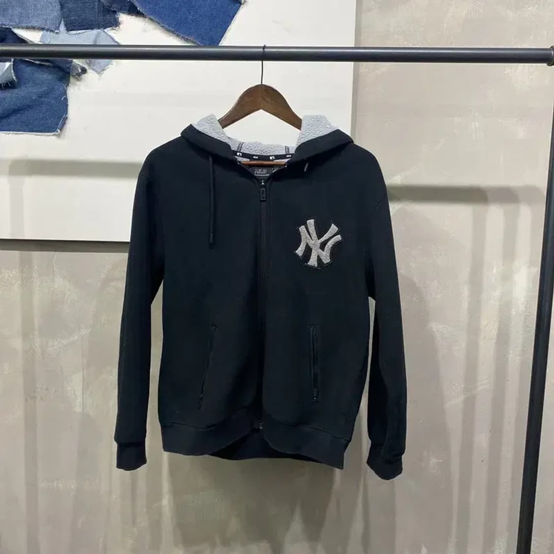 (90) MLB 뉴욕양키스 여성 캐주얼 기모 후드집업 자켓 상품이미지1