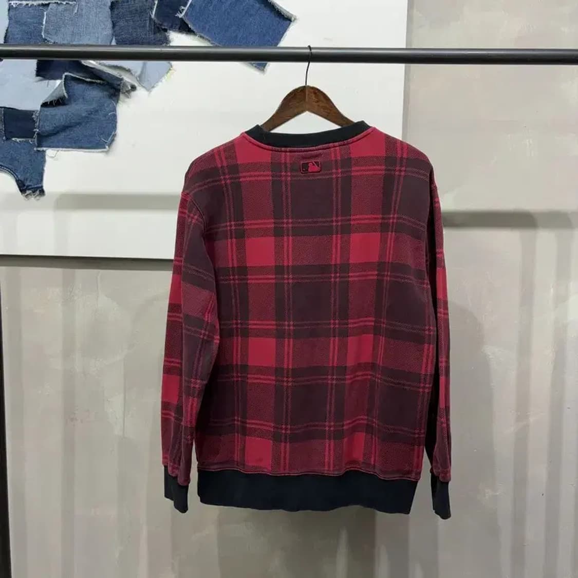 (100) MLB 보스턴레드삭스 체크 맨투맨 긴팔티 상품이미지4