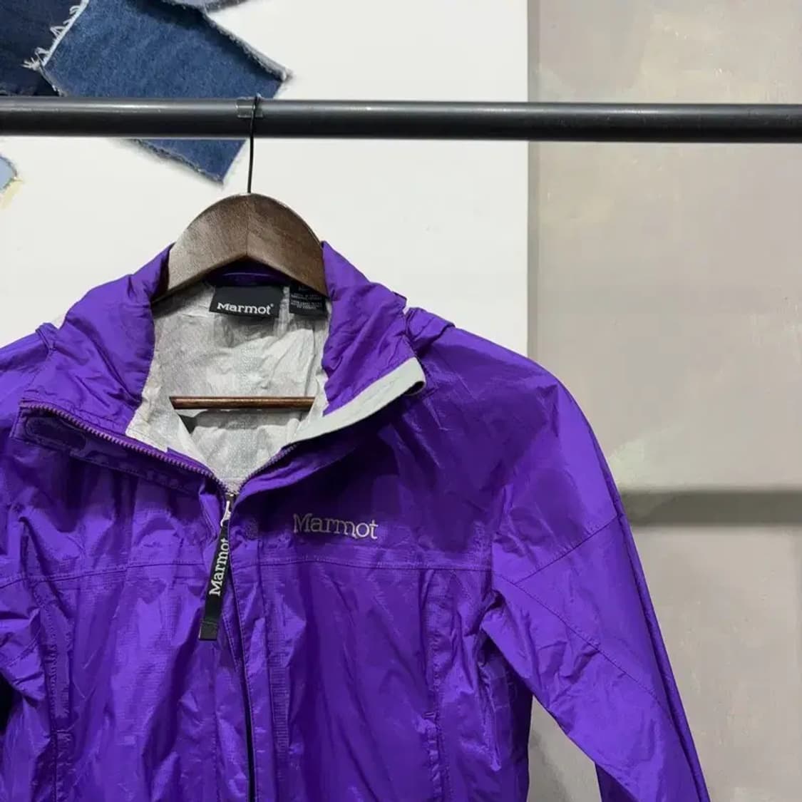 (85) 마모트 여성 등산 아웃도어 바람막이 자켓 상품이미지3