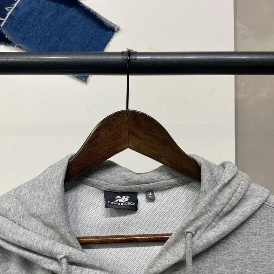 (95) 뉴발란스 캐주얼 자수 후드집업 자켓 상품이미지2