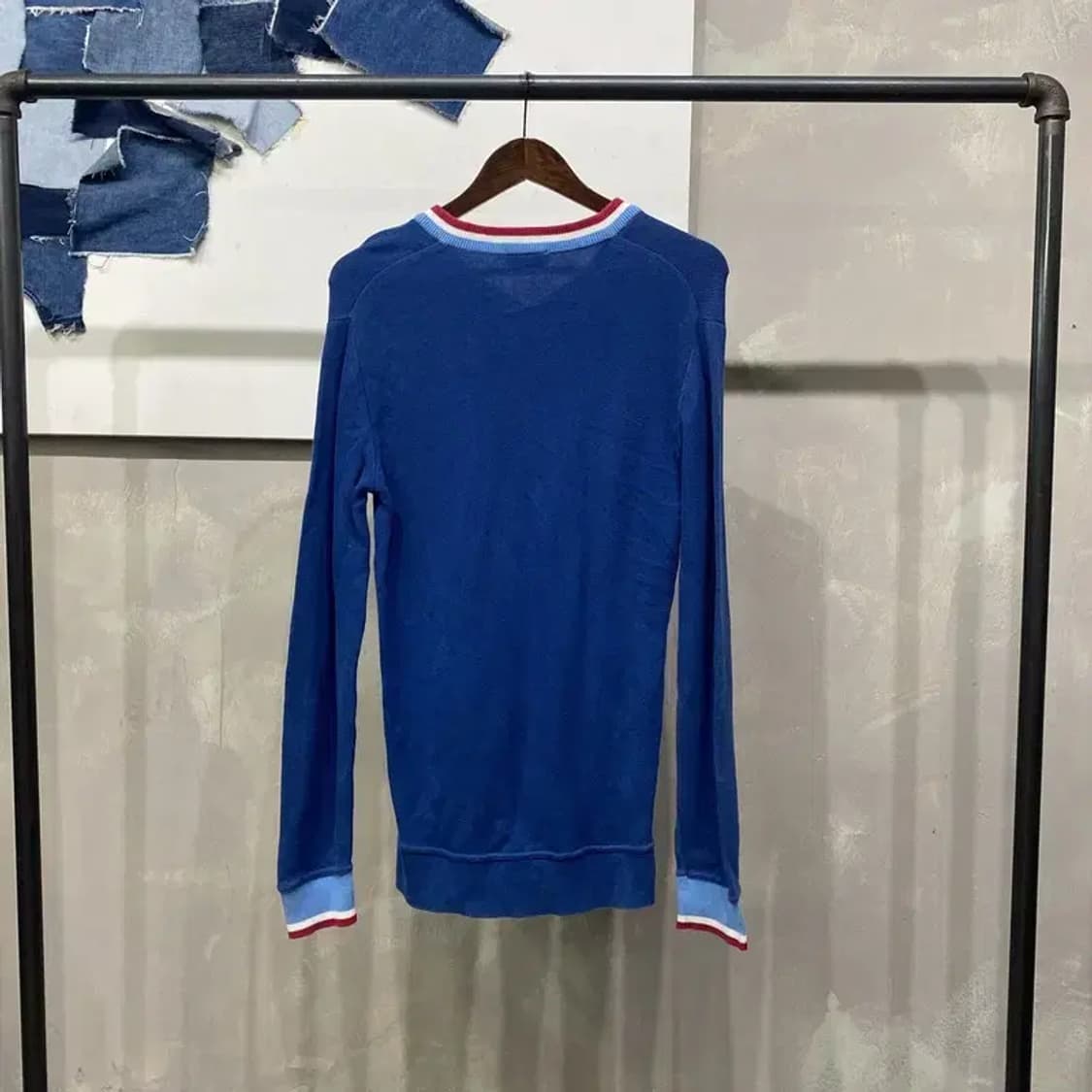 (95) 라코스테 캐주얼 스트릿 자수 브이넥 니트 상품이미지4