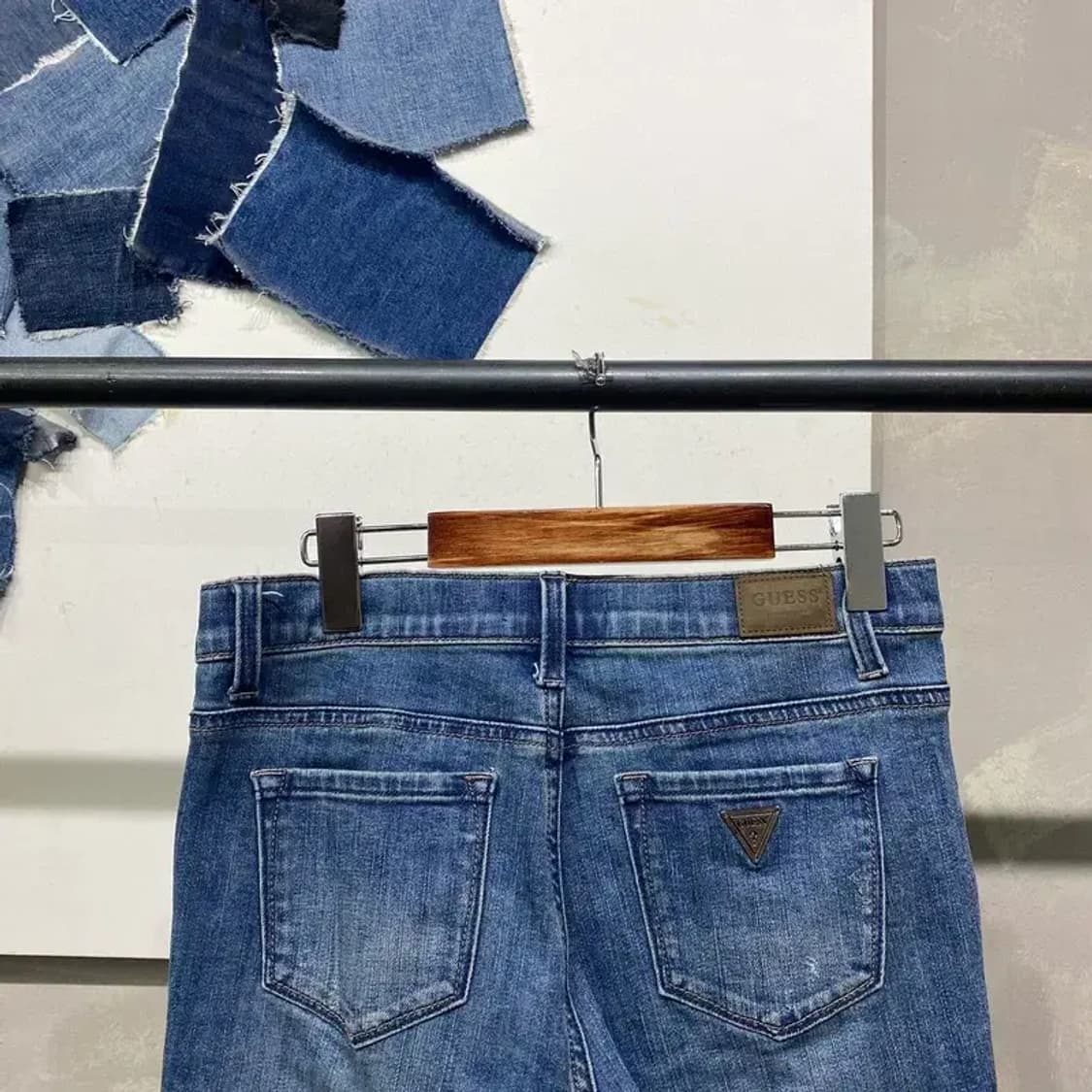 (28인치) 게스 여성 스판 데님팬츠 청바지 상품이미지4