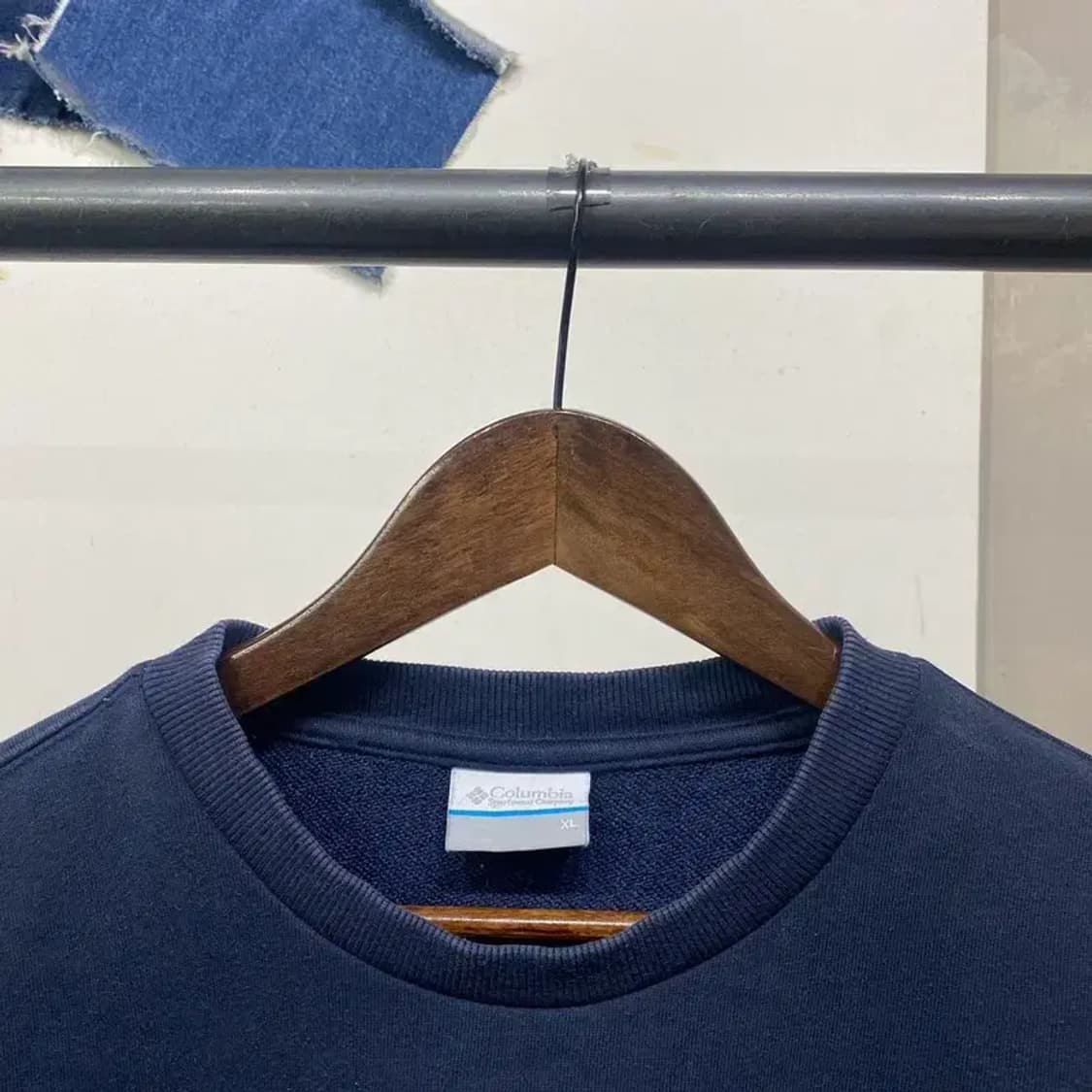 (105) 콜롬비아 등산 아웃도어 네이비 맨투맨 긴팔 티 상품이미지2