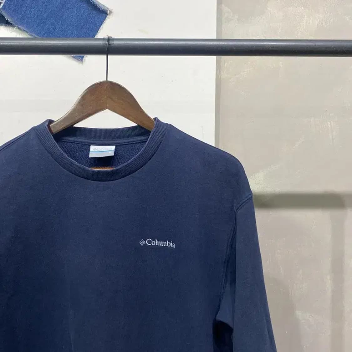 (105) 콜롬비아 등산 아웃도어 네이비 맨투맨 긴팔 티 상품이미지3