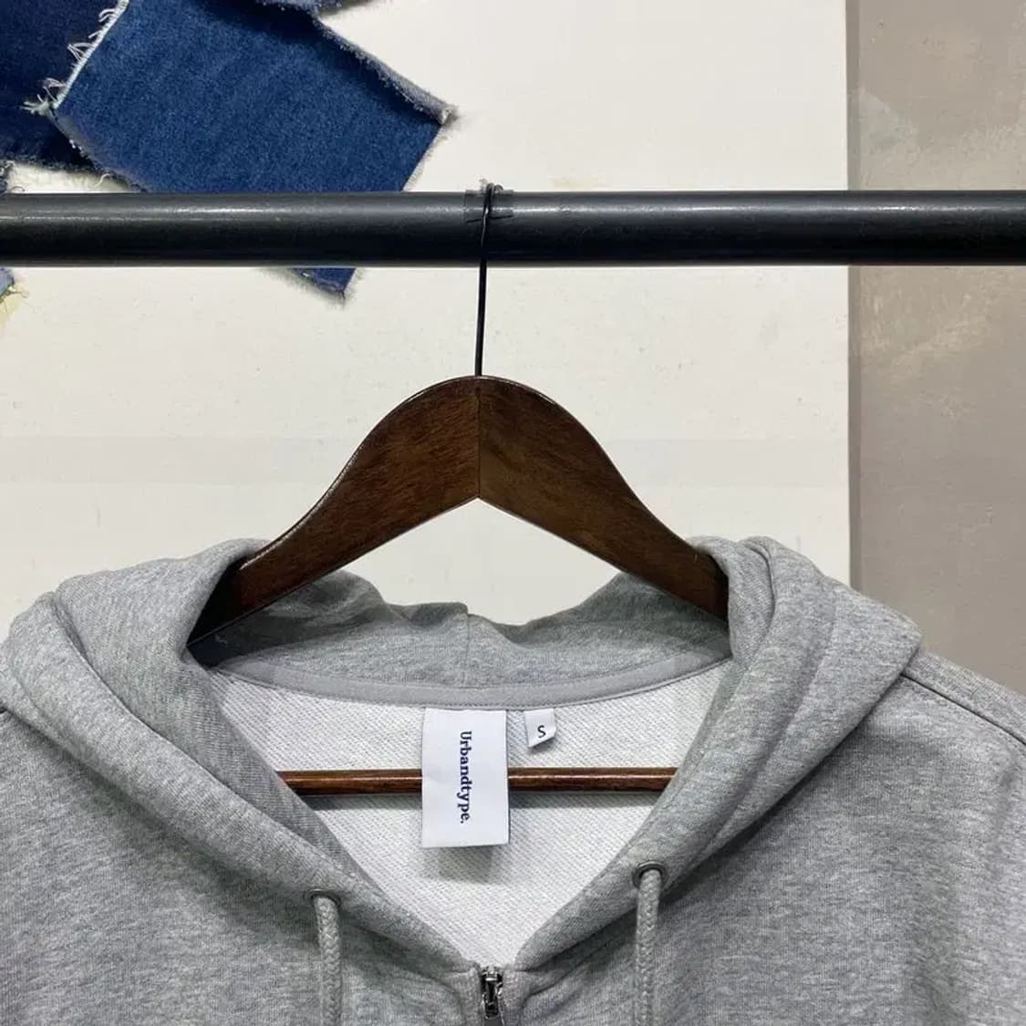 (100) 어반디타입 스트릿 자수 후드집업 자켓 상품이미지2