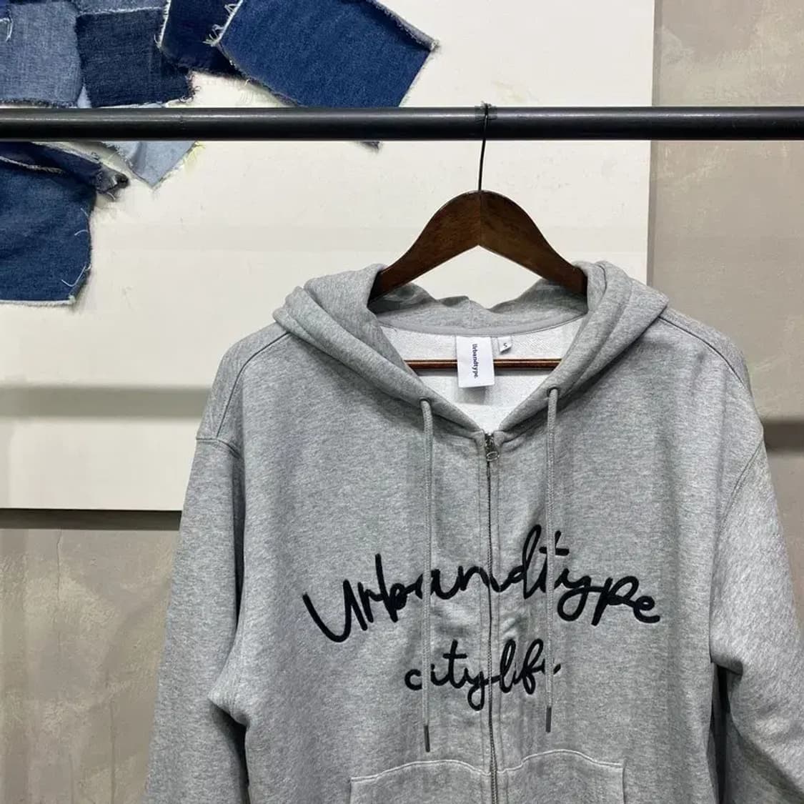 (100) 어반디타입 스트릿 자수 후드집업 자켓 상품이미지3