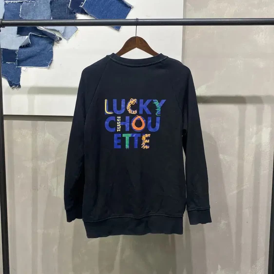 (105) 럭키슈에뜨 캐주얼 백프린팅 맨투맨 긴팔 티 상품이미지4