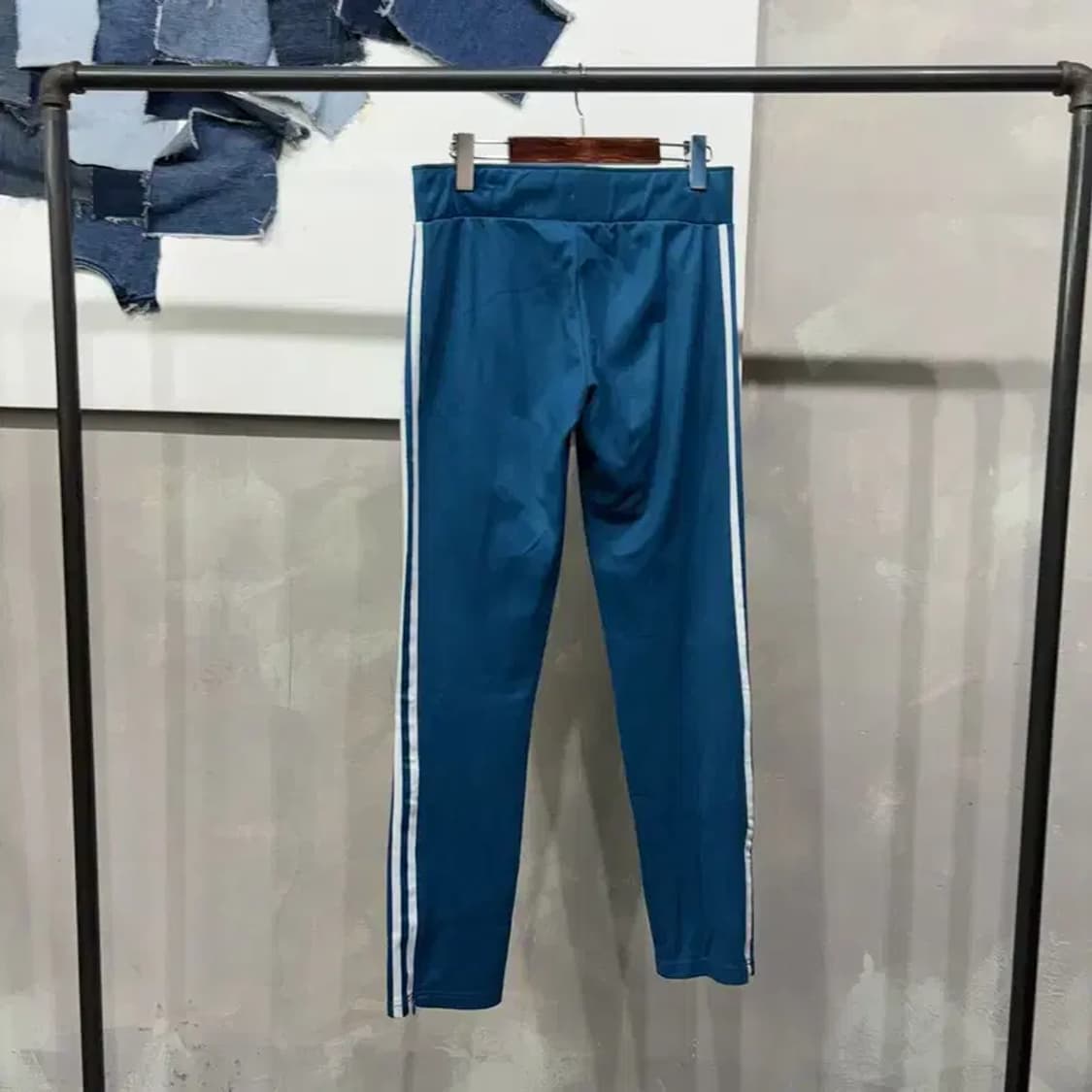 (27~28인치) 아디다스 여성 밴딩 유로파 운동바지 팬츠 상품이미지4