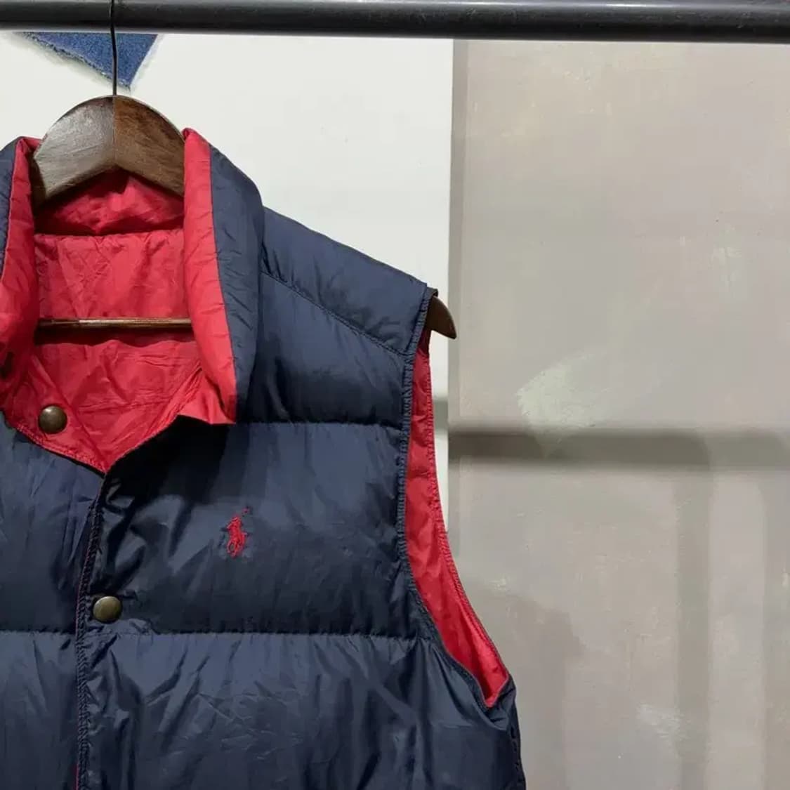 (100) 폴로 랄프로렌 리버시블 양면 로고 자수 패딩 조끼 상품이미지3