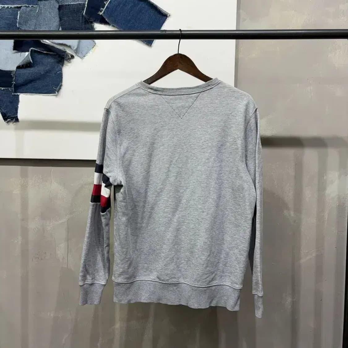 (95) 타미힐피거 캐주얼 맨투맨 긴팔티 상품이미지4